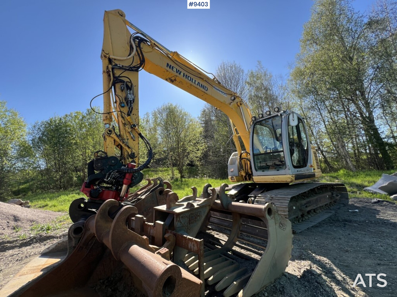 Crawler excavator Excavator - New Holland E135 - Kobelco (SEE VIDEO): picture 1
