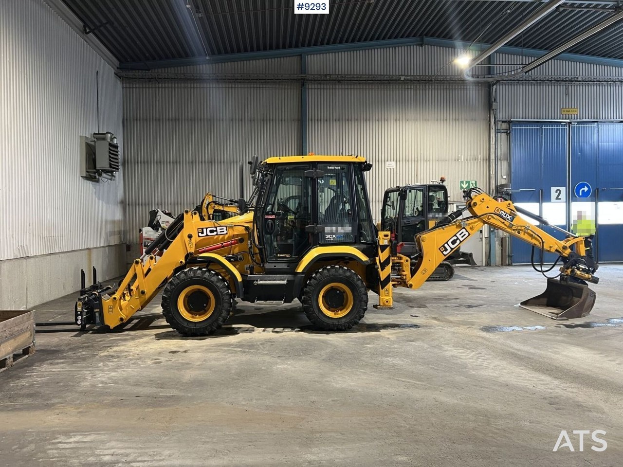 JCB 3CX Compact PRO Stage V Backhoe/Loader with only 1118 hours - Backhoe loader: picture 1 JCB 3CX Compact PRO Stage V Backhoe/Loader with only 1118 hours - Backhoe loader: picture 1