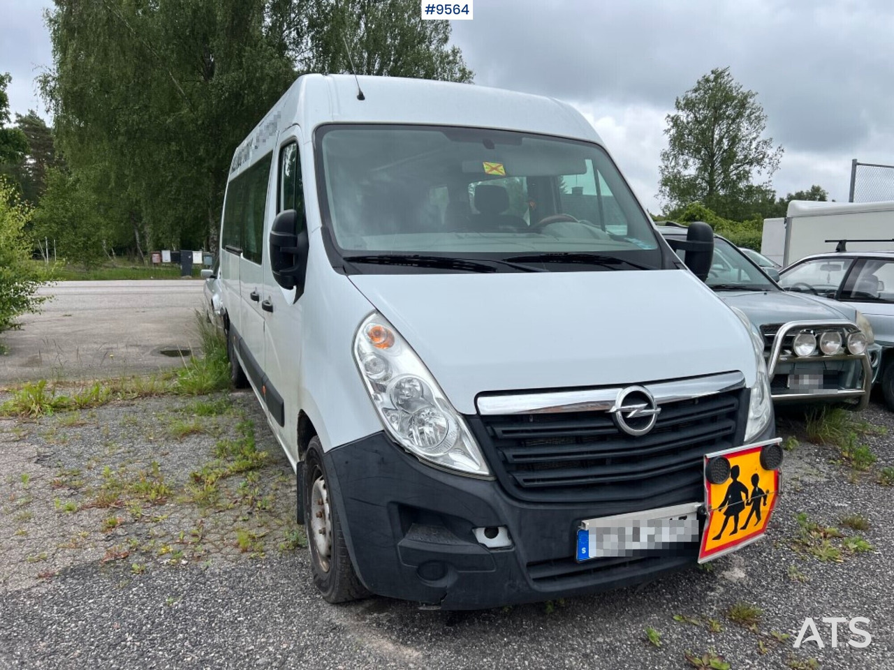 Minibus - 16-seater bus - Opel Movano - Minibus, Passenger van: picture 2 Minibus - 16-seater bus - Opel Movano - Minibus, Passenger van: picture 2