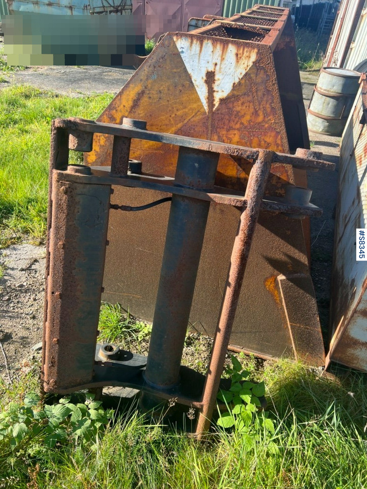 Quick attachment for wheel loader - Large BM - Construction equipment: picture 5 Quick attachment for wheel loader - Large BM - Construction equipment: picture 5