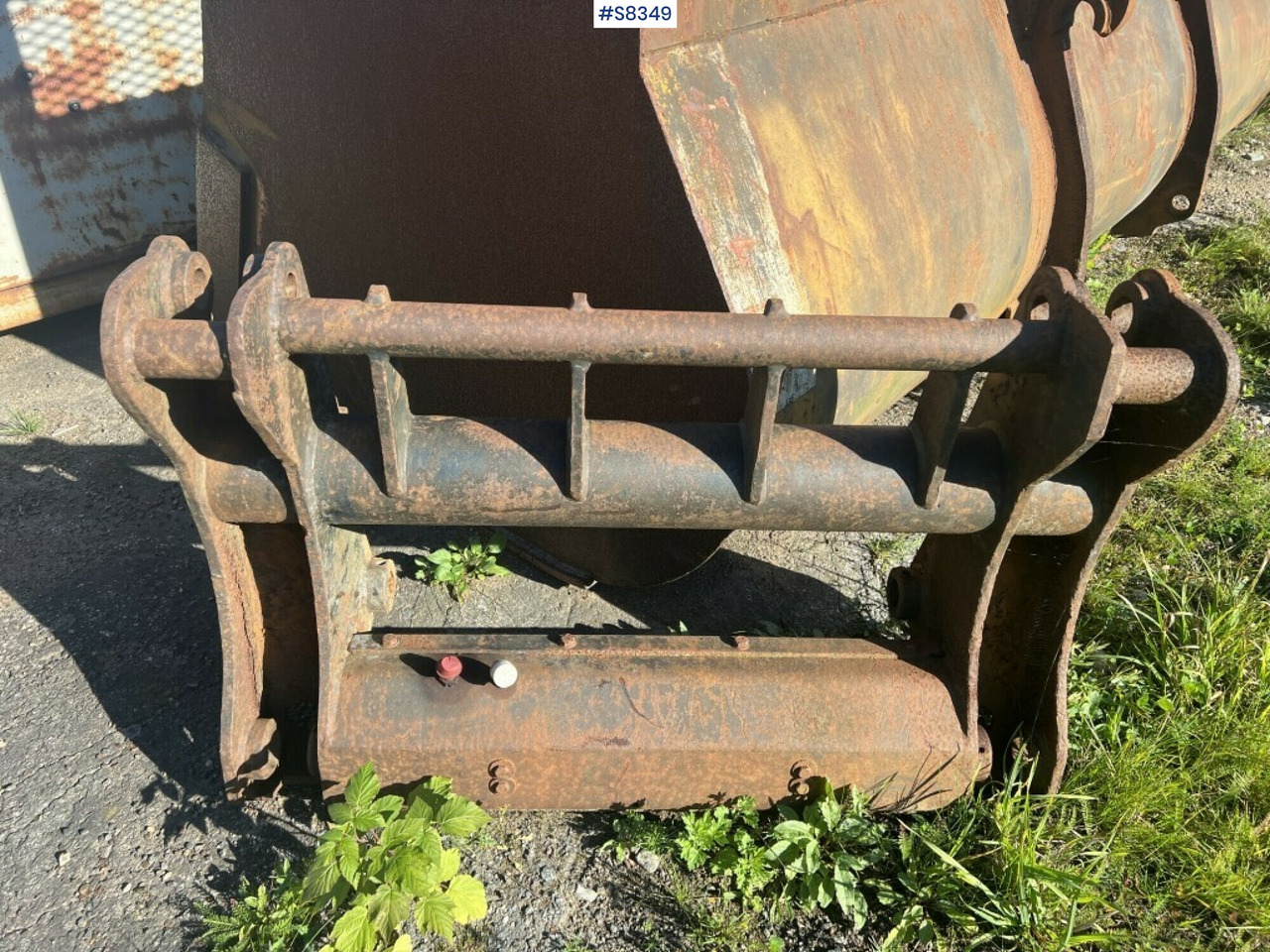 Quick attachment for wheel loader - Large BM - Construction equipment: picture 1 Quick attachment for wheel loader - Large BM - Construction equipment: picture 1