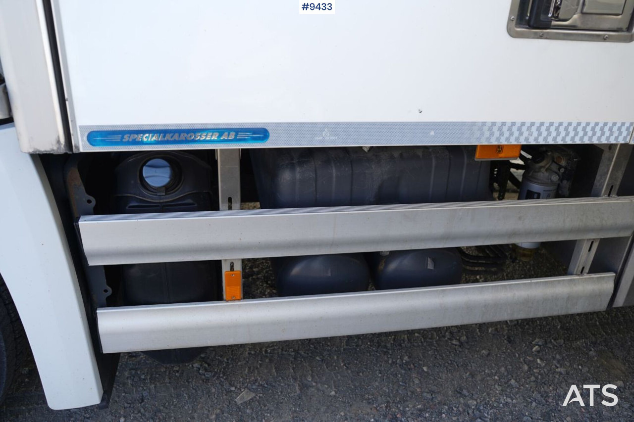 Refrigerator truck Refrigerated Box truck Mercedes Antos with tail lift (SEE VIDEO): picture 18