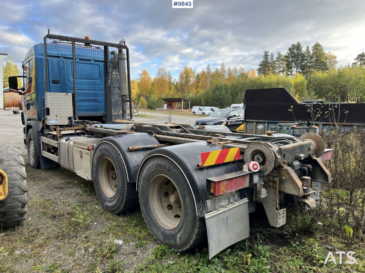 Scania R144 Hook Truck with plow equipment - Hook lift truck: picture 3 Scania R144 Hook Truck with plow equipment - Hook lift truck: picture 3