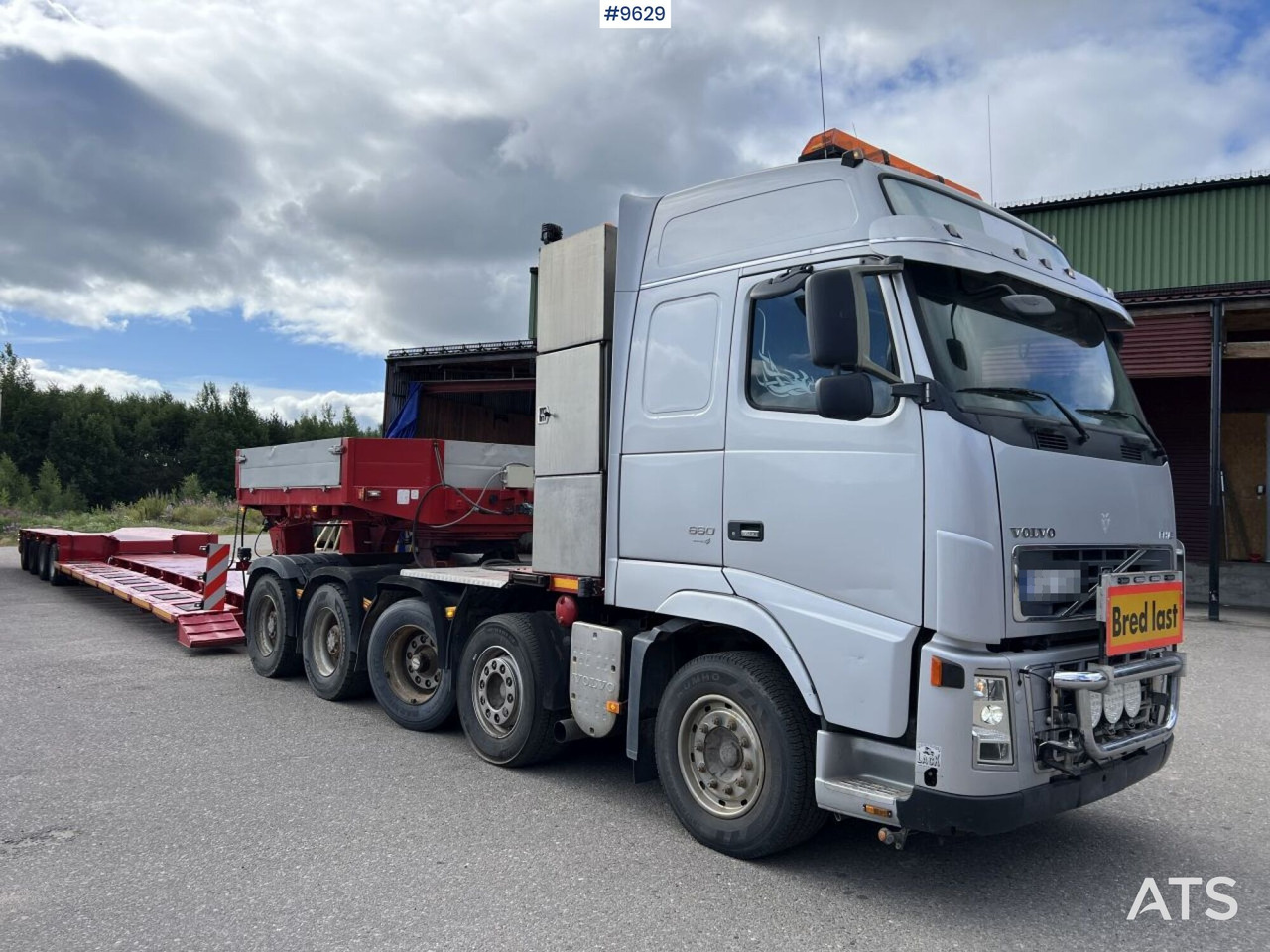 Volvo FH16 5-axle tractor unit, GOLDHOFER STZ-VL 4-41/80 trailer - Tractor unit, Low loader semi-trailer: picture 2 Volvo FH16 5-axle tractor unit, GOLDHOFER STZ-VL 4-41/80 trailer - Tractor unit, Low loader semi-trailer: picture 2