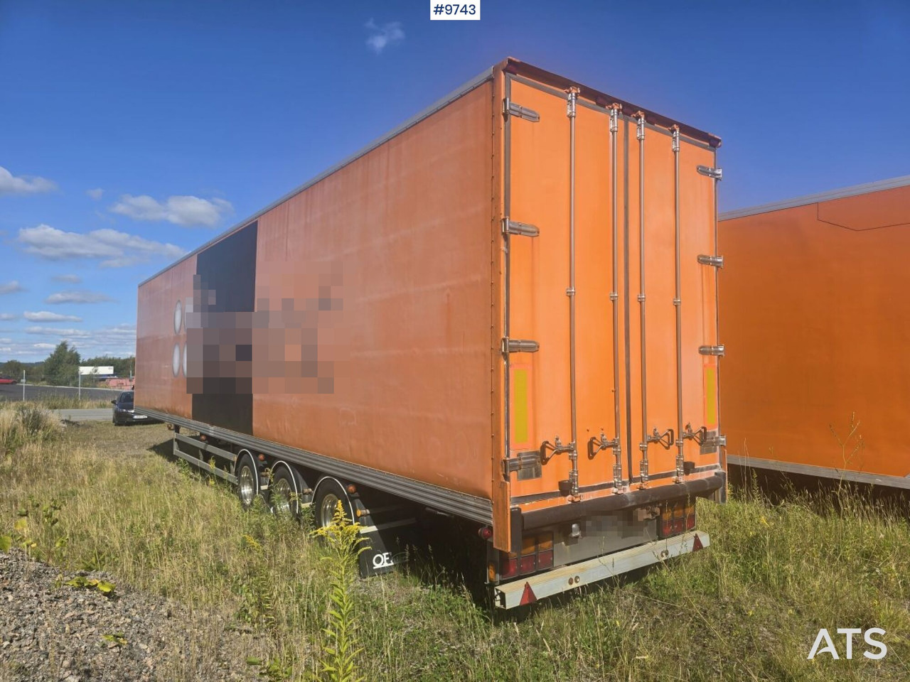 Trailer Ekeri Openable right side - Closed box semi-trailer: picture 2 Trailer Ekeri Openable right side - Closed box semi-trailer: picture 2