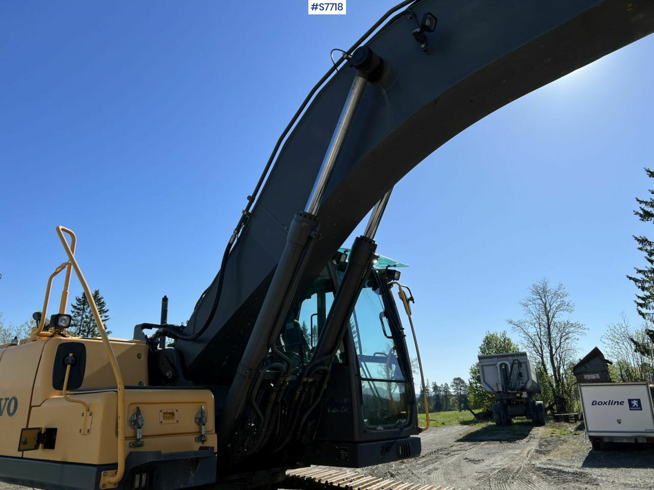 Excavator VOLVO EC 290 CL WITH DIGGING SYSTEM AND GEAR (SEE VIDEO): picture 13