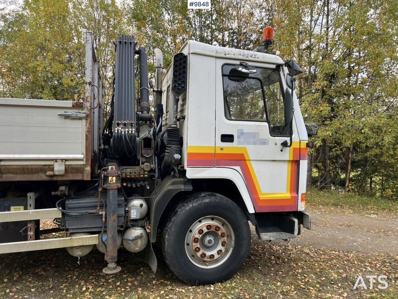 VOLVO FL7 4X2 Crane truck/Dump truck with Hiab071 crane - Tipper: picture 4 VOLVO FL7 4X2 Crane truck/Dump truck with Hiab071 crane - Tipper: picture 4