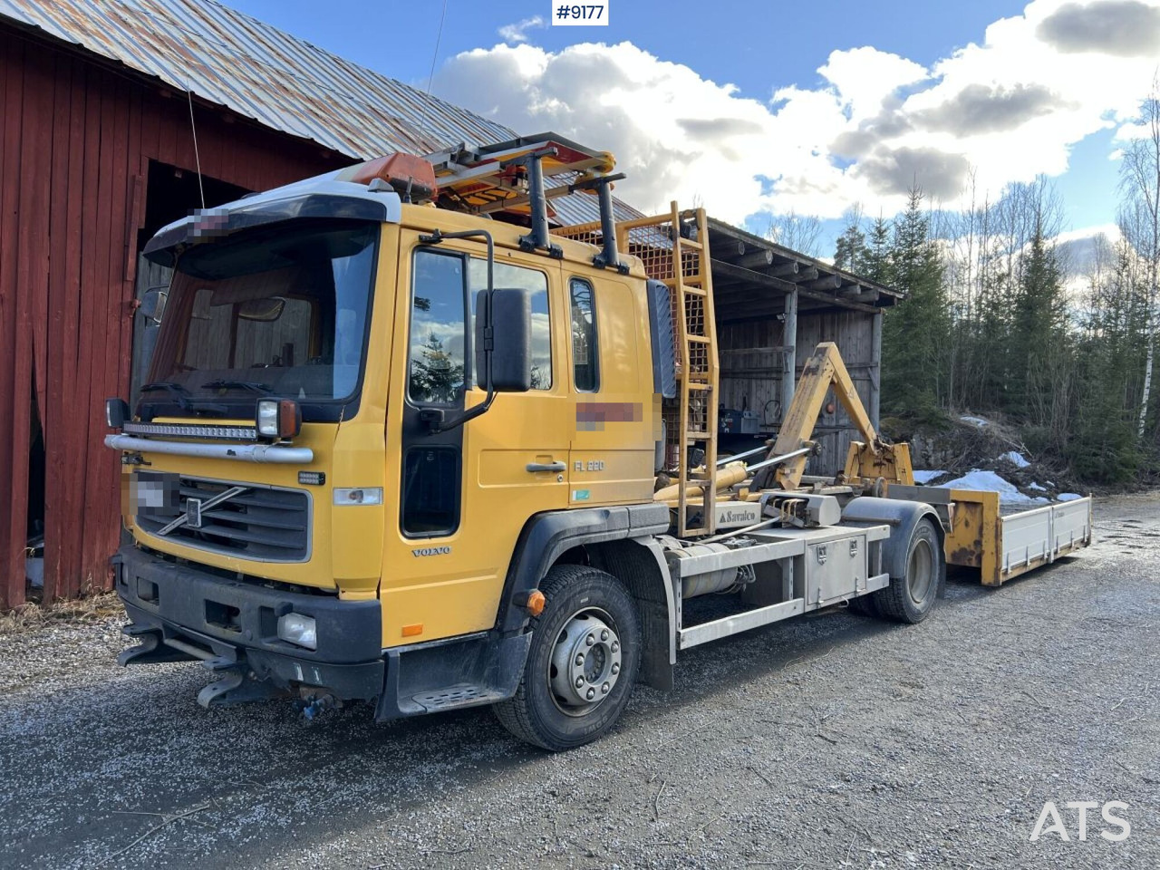 Volvo FL614 4X2 Swap Body Truck with Flatbed - Hook lift truck: picture 1 Volvo FL614 4X2 Swap Body Truck with Flatbed - Hook lift truck: picture 1