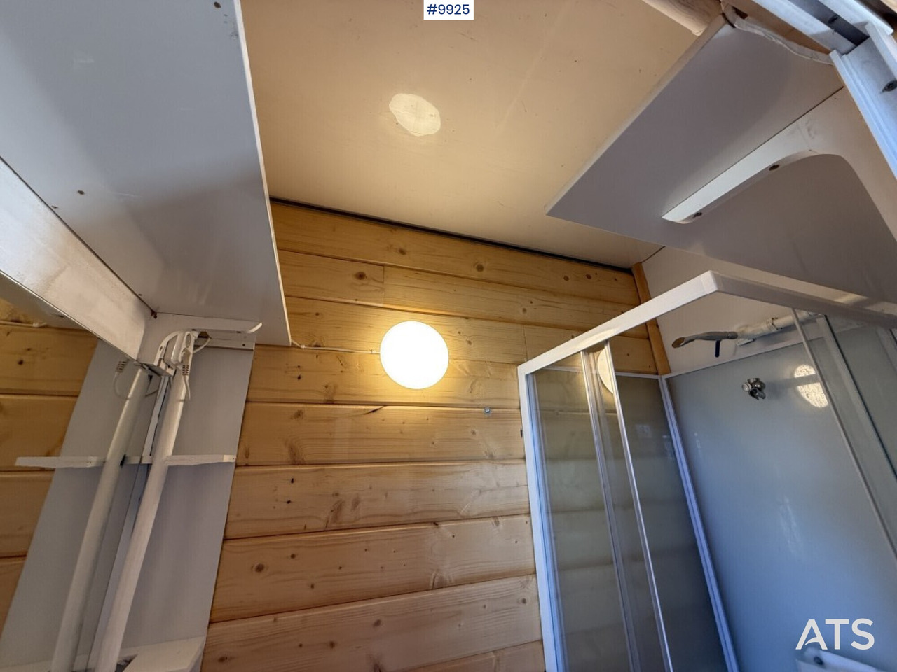 Box truck, Camper Volvo FM9 4X2 Recreational Vehicle (RV): picture 19 Box truck, Camper Volvo FM9 4X2 Recreational Vehicle (RV): picture 19