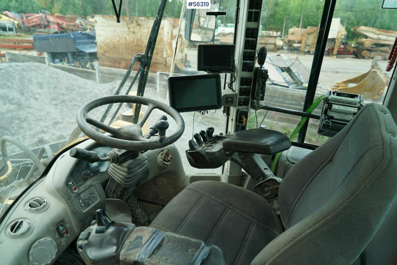 WHEEL LOADER VOLVO L220 F - Wheel loader: picture 4 WHEEL LOADER VOLVO L220 F - Wheel loader: picture 4
