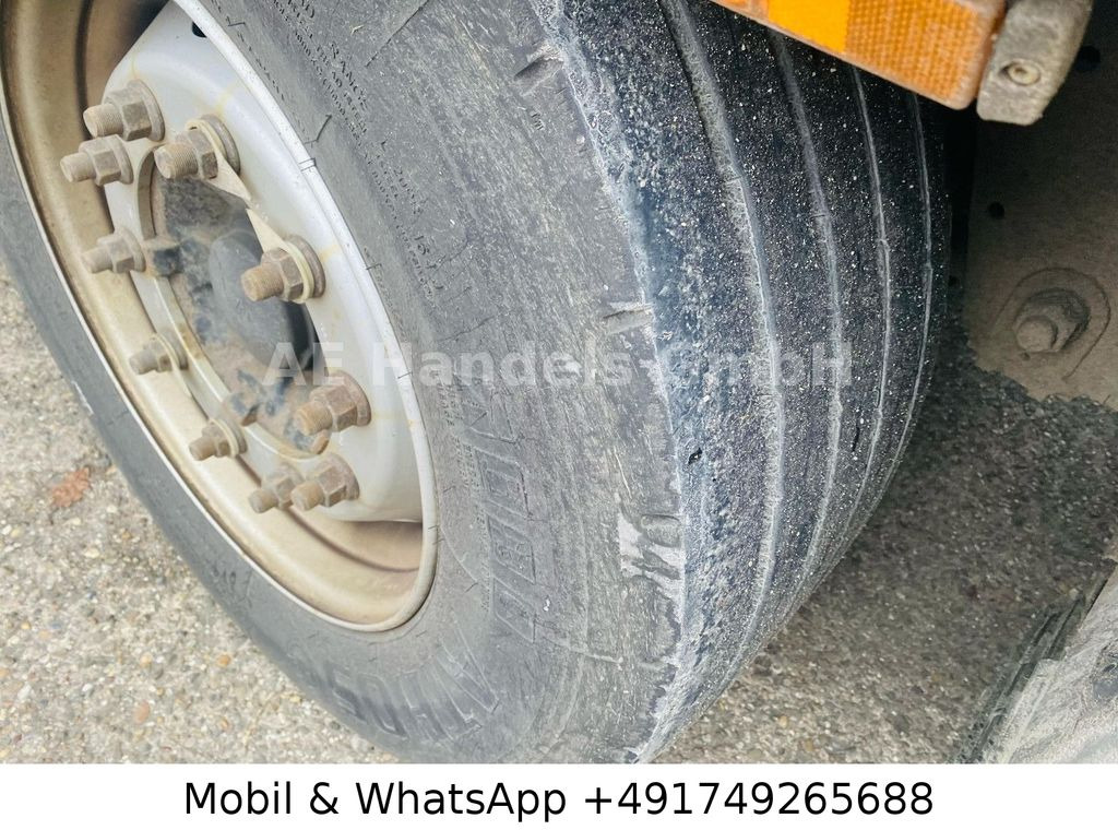 Krone SD *Carrier-Vector-1950/Doppelstock/+-30°/1.Lift Krone SD *Carrier-Vector-1950/Doppelstock/+-30°/1.Lift - Refrigerator semi-trailer: picture 4 Krone SD *Carrier-Vector-1950/Doppelstock/+-30°/1.Lift Krone SD *Carrier-Vector-1950/Doppelstock/+-30°/1.Lift - Refrigerator semi-trailer: picture 4