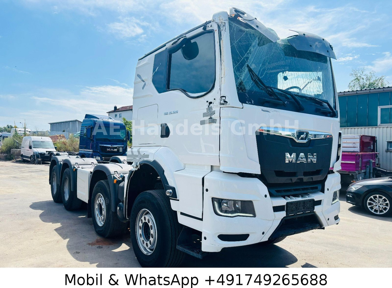 MAN TGS 32.520 GN BB 8x4 *ACC / AP / LED - Cab chassis truck: picture 3 MAN TGS 32.520 GN BB 8x4 *ACC / AP / LED - Cab chassis truck: picture 3