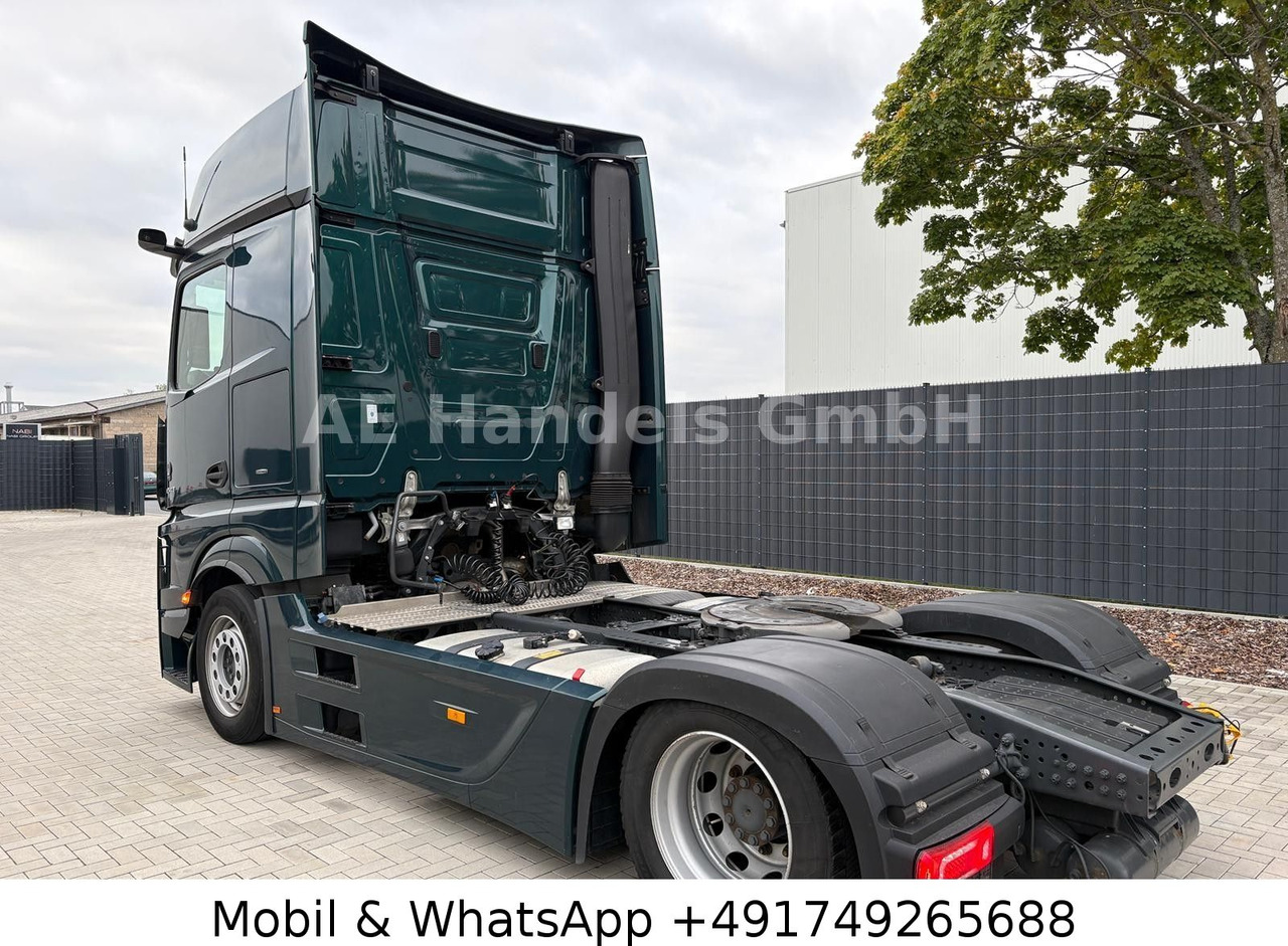 Mercedes-Benz Actros V 1843 L LL LowDeck *Retarder/ACC/2xTank - Tractor unit: picture 3 Mercedes-Benz Actros V 1843 L LL LowDeck *Retarder/ACC/2xTank - Tractor unit: picture 3