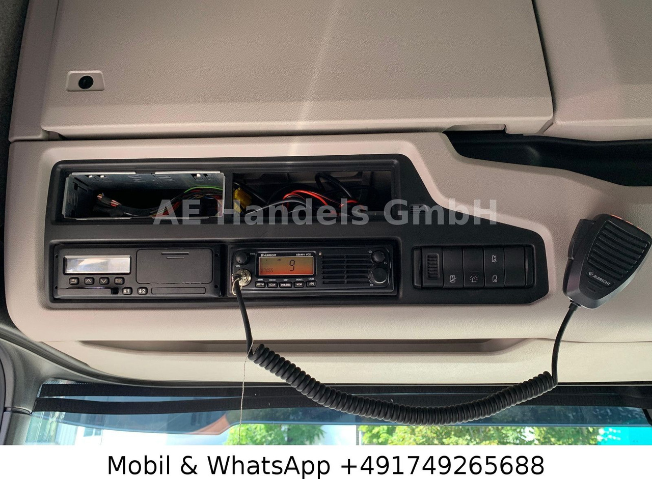 Tractor unit Scania R580 V8 HighLine 6x2*Retarder/Hydr/66To/Lift/ACC: picture 22 Tractor unit Scania R580 V8 HighLine 6x2*Retarder/Hydr/66To/Lift/ACC: picture 22