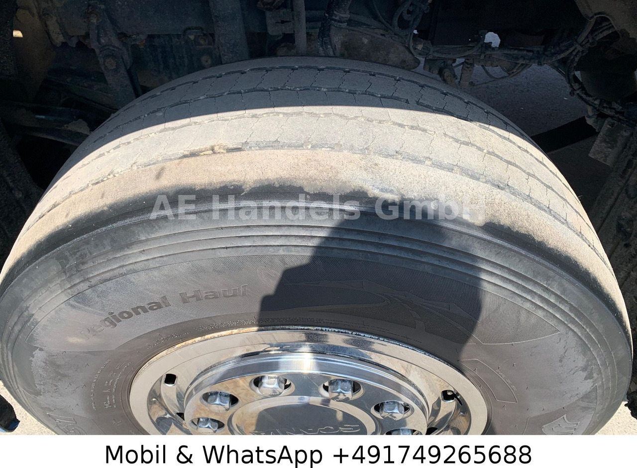 Tractor unit Scania R580 V8 HighLine 6x2*Retarder/Hydr/66To/Lift/ACC: picture 17 Tractor unit Scania R580 V8 HighLine 6x2*Retarder/Hydr/66To/Lift/ACC: picture 17