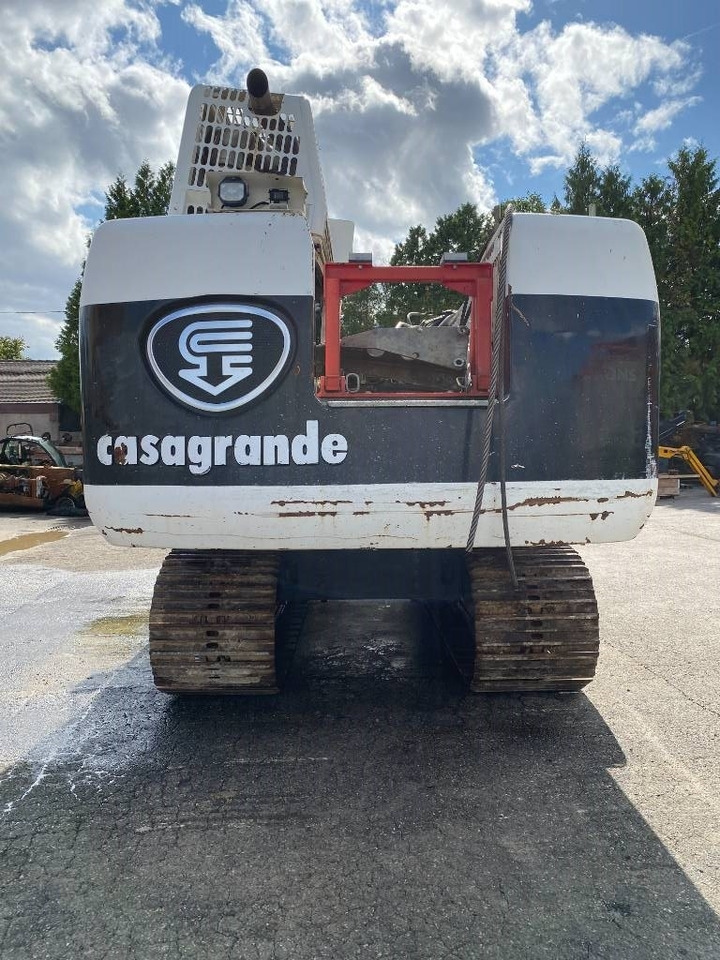 Drilling rig Casagrande B 175 XP 1er Main/Origine Française endommagée: picture 8