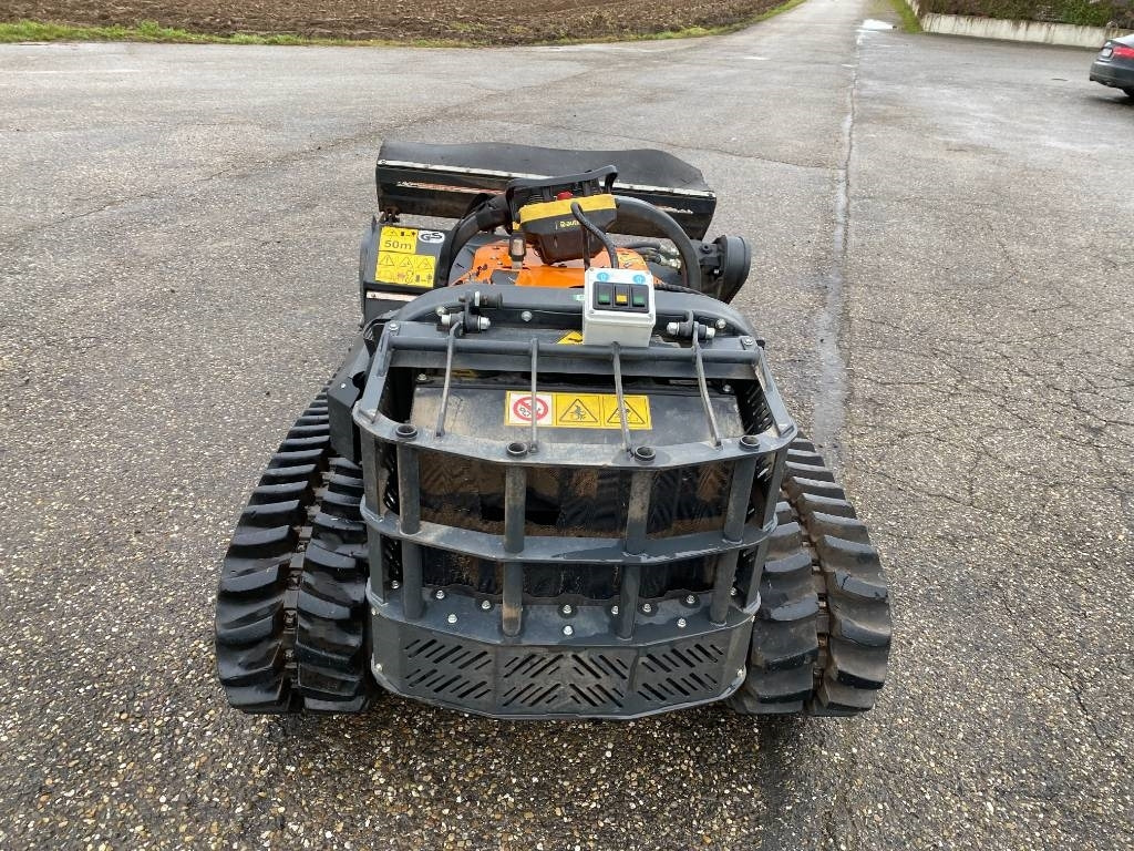 Energreen ENERGREEN ROBOGREEN EVO + HEAD 130 1er Main - Forestry mulcher: picture 5 Energreen ENERGREEN ROBOGREEN EVO + HEAD 130 1er Main - Forestry mulcher: picture 5
