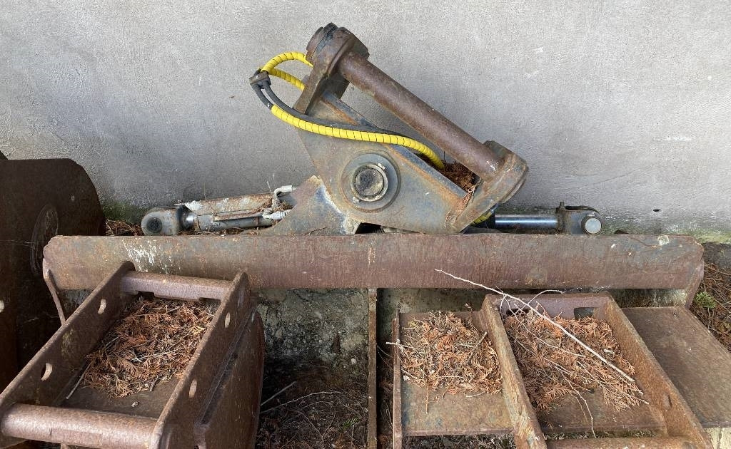 Geith Divers Godets et Attaches - Bucket for Construction machinery: picture 5 Geith Divers Godets et Attaches - Bucket for Construction machinery: picture 5