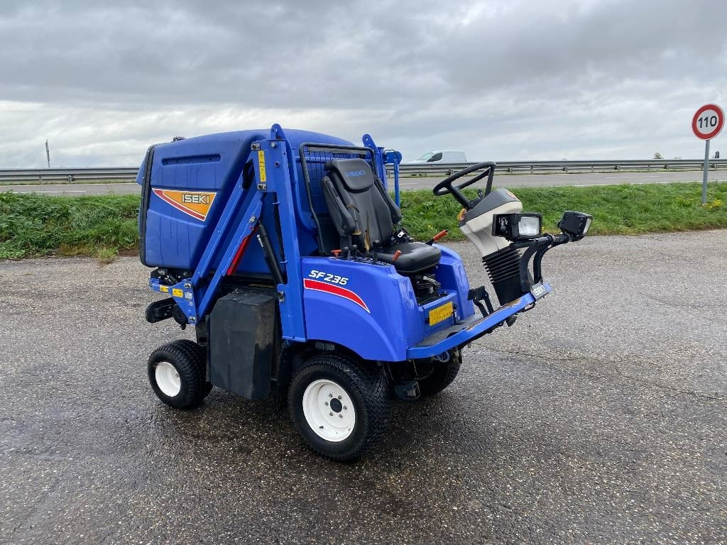 Iseki SF 235F 1er Main endommagée - Mower: picture 5 Iseki SF 235F 1er Main endommagée - Mower: picture 5