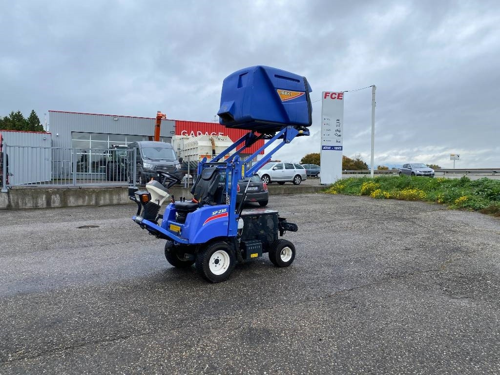 Iseki SF 235F 1er Main endommagée - Mower: picture 2 Iseki SF 235F 1er Main endommagée - Mower: picture 2