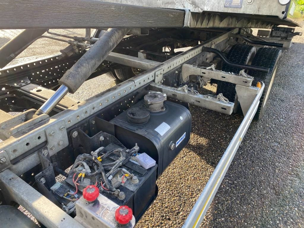 Tow truck Isuzu P75-S2/MONZA 1er Main Carte grise Française: picture 18 Tow truck Isuzu P75-S2/MONZA 1er Main Carte grise Française: picture 18