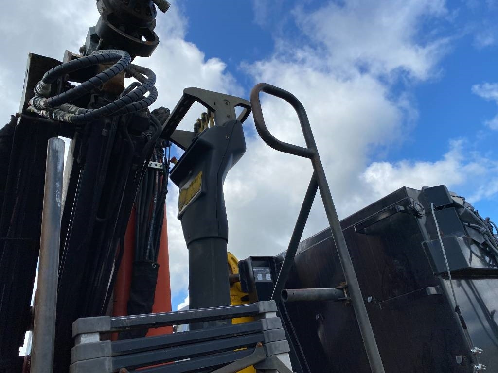 Hook lift truck Iveco TRAKKER 410/EEV -PALFINGER PK13001-T18 endommagé: picture 47