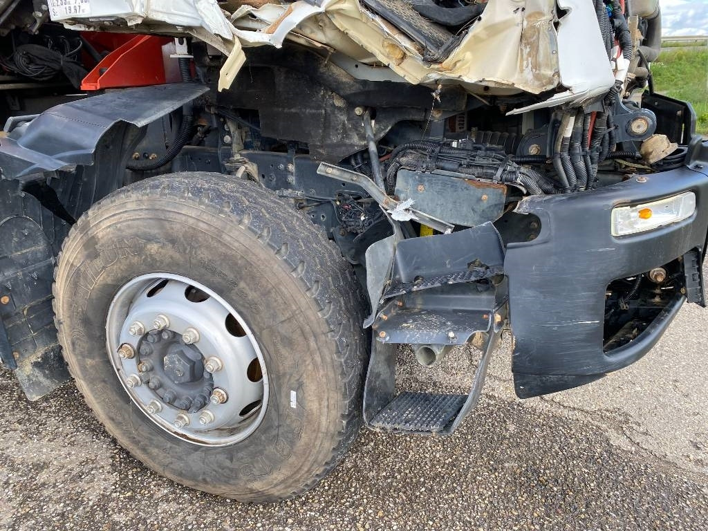 Hook lift truck Iveco TRAKKER 410/EEV -PALFINGER PK13001-T18 endommagé: picture 20