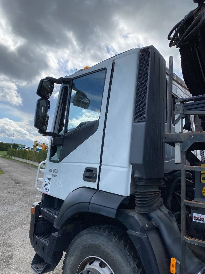 Hook lift truck Iveco TRAKKER 410/EEV -PALFINGER PK13001-T18 endommagé: picture 48