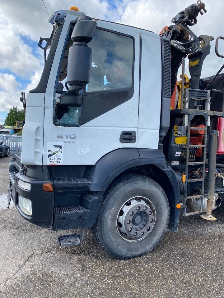 Hook lift truck Iveco TRAKKER 410/EEV -PALFINGER PK13001-T18 endommagé: picture 45