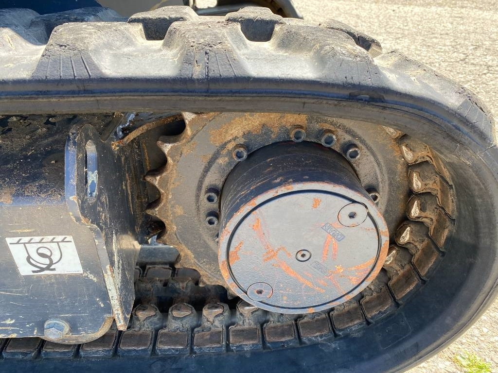 Mini excavator Kobelco SK28SR-6E 1er Main Origine Française endommagée: picture 13 Mini excavator Kobelco SK28SR-6E 1er Main Origine Française endommagée: picture 13