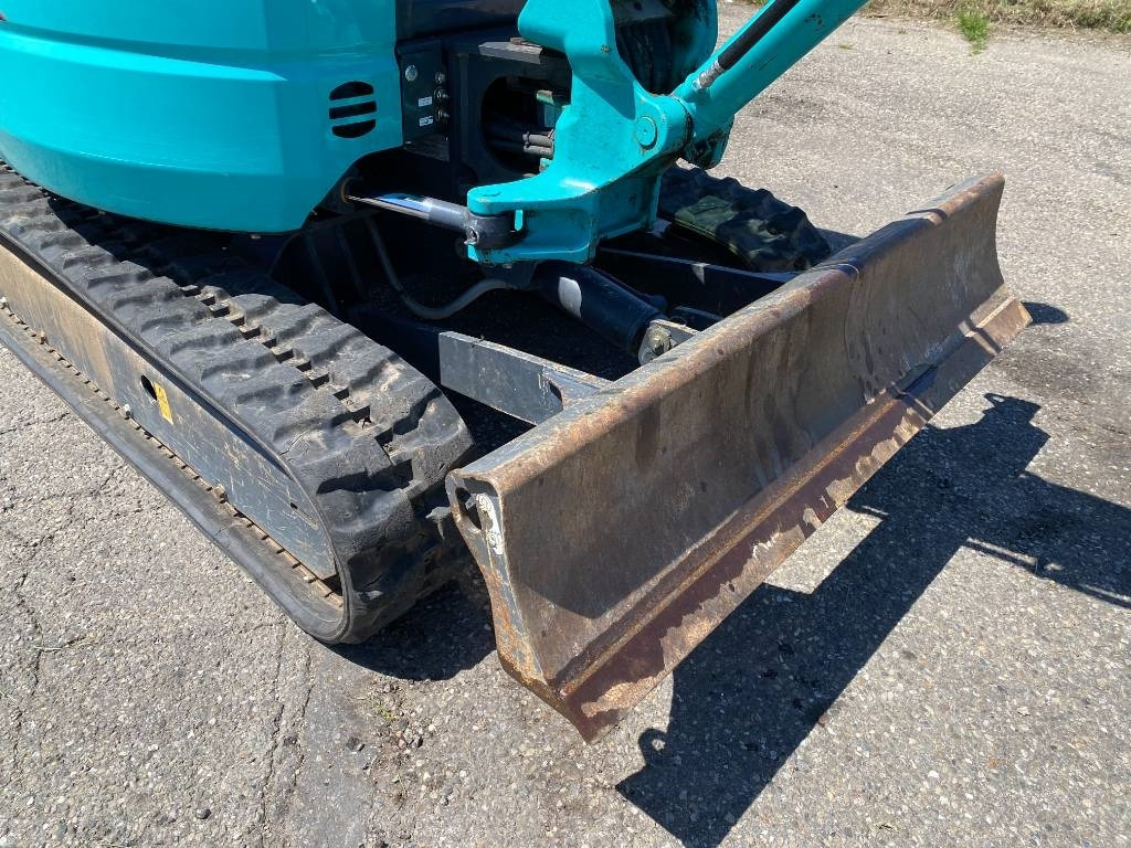 Mini excavator Kobelco SK28SR-6E 1er Main Origine Française endommagée: picture 49 Mini excavator Kobelco SK28SR-6E 1er Main Origine Française endommagée: picture 49