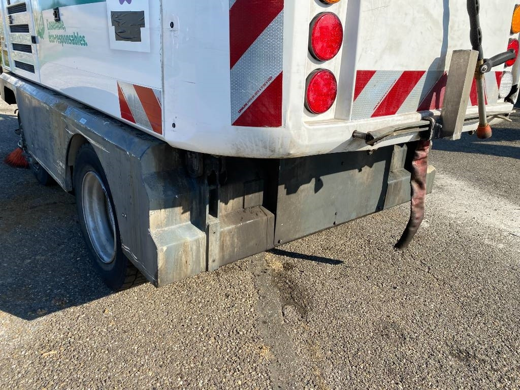 Road sweeper Ravo CR 540 Euro6 Certificat CE / Origine Française: picture 31