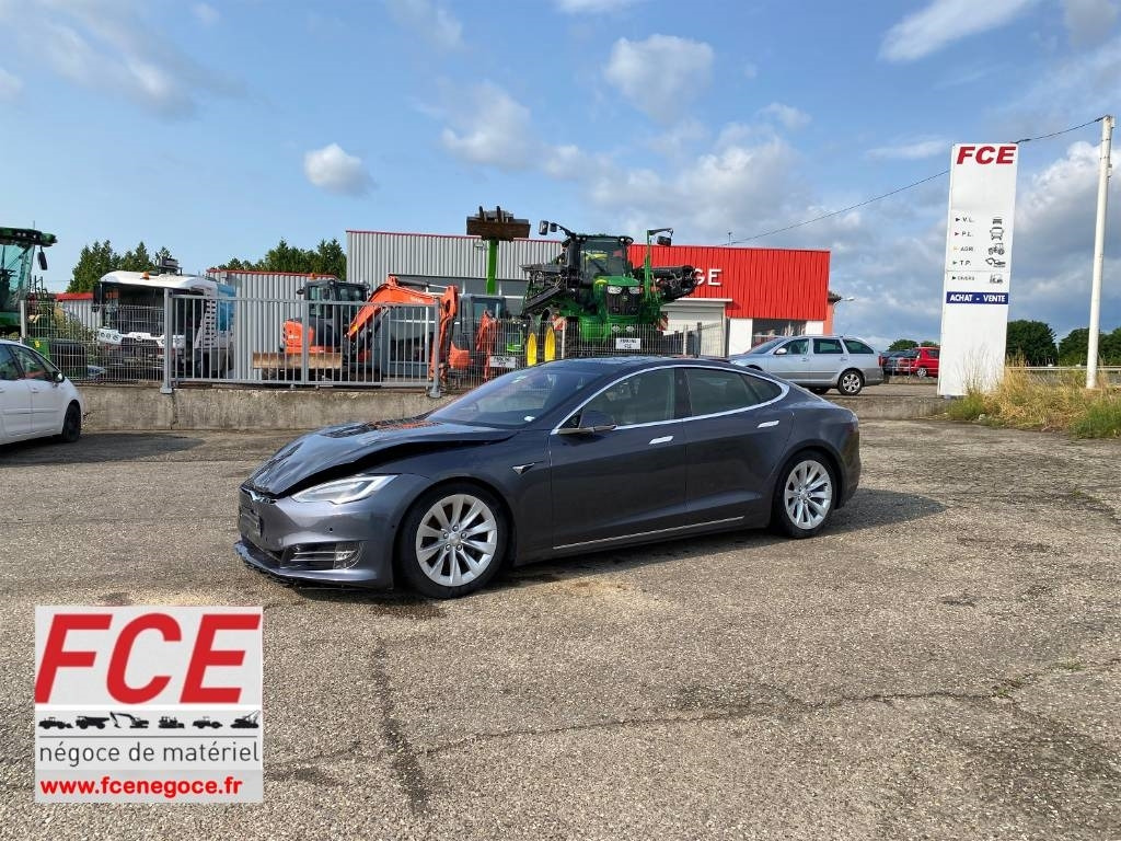 Tesla MODEL S 100D Carte Grise Française endommagée - Car: picture 1 Tesla MODEL S 100D Carte Grise Française endommagée - Car: picture 1