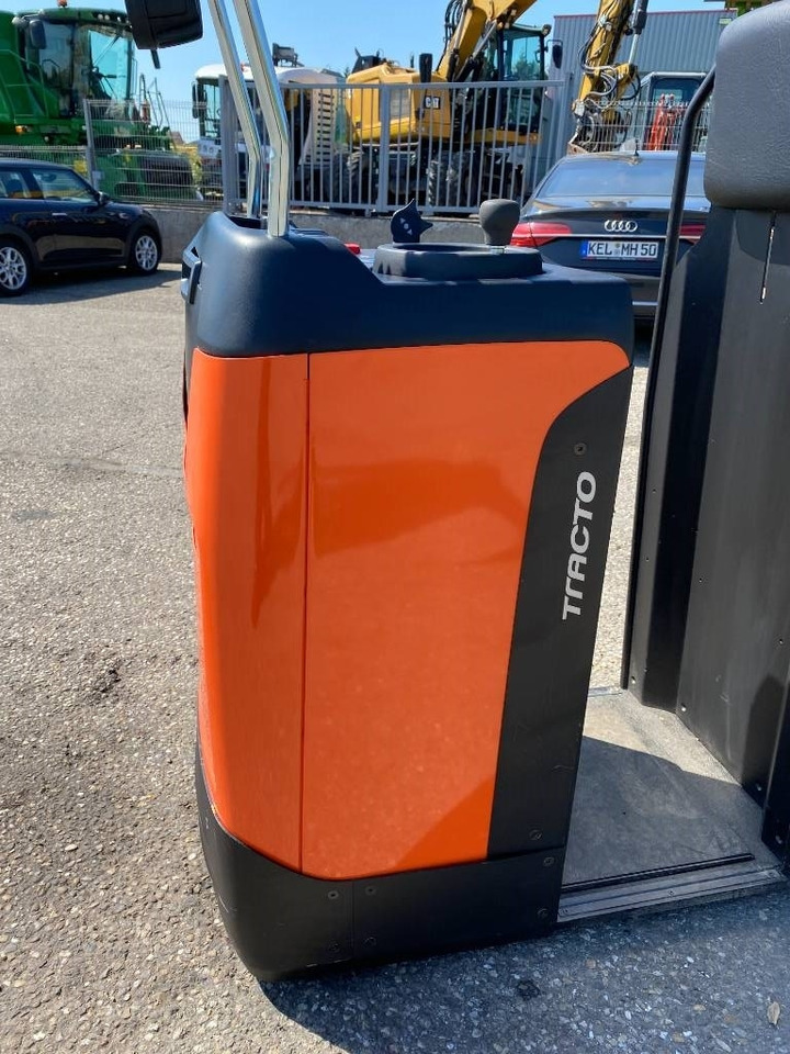 Tow tractor Toyota BT/MOVIT TSE 150-708 1er MAIN endommagé: picture 21