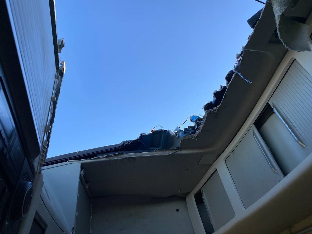 Tractor unit Volvo FM 460 / 1er Main endommagé: picture 43