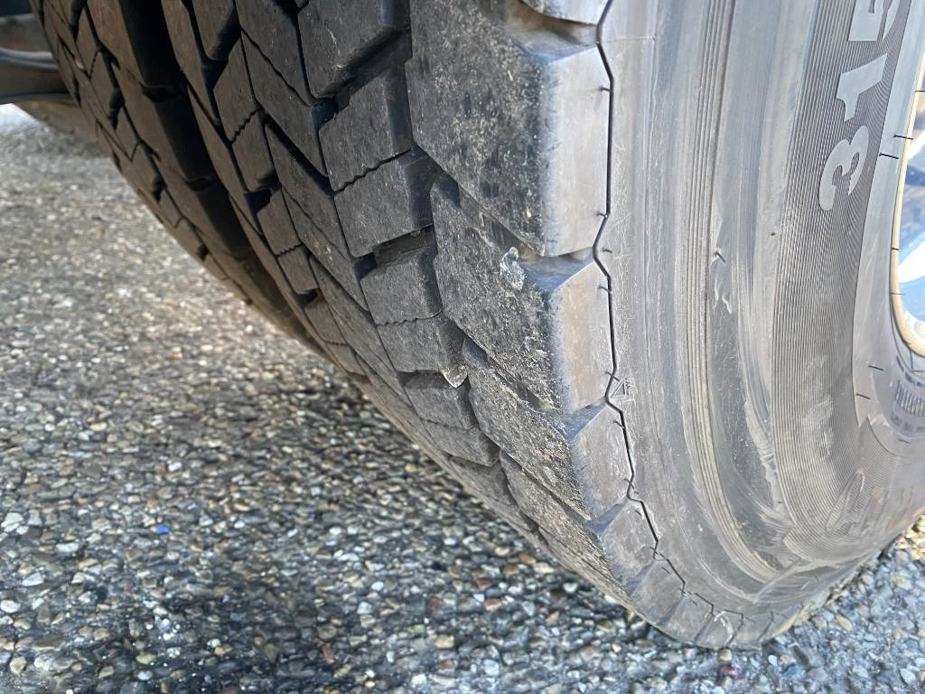 Tractor unit Volvo FM 460 / 1er Main endommagé: picture 19