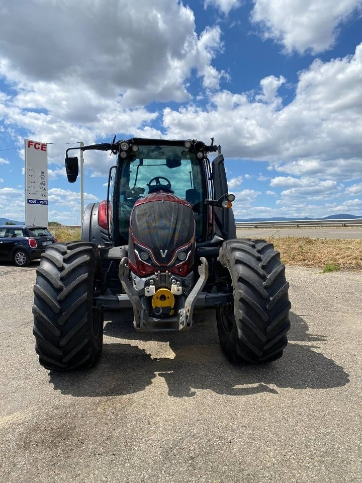 Valtra N 175 / DIRECT Variation Continue endommagé - Farm tractor: picture 2 Valtra N 175 / DIRECT Variation Continue endommagé - Farm tractor: picture 2