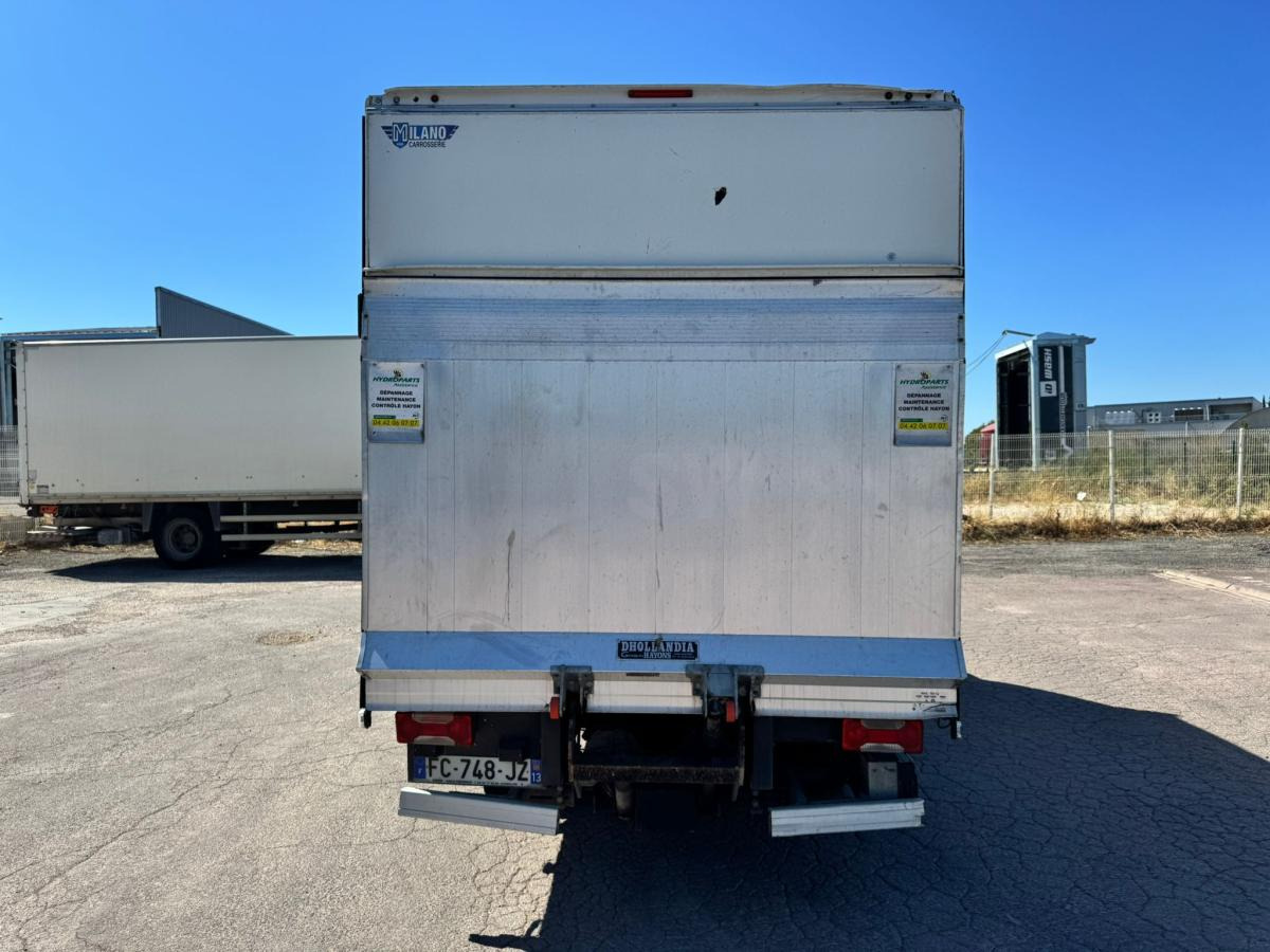 Iveco Daily 35C14 - Box van: picture 5 Iveco Daily 35C14 - Box van: picture 5