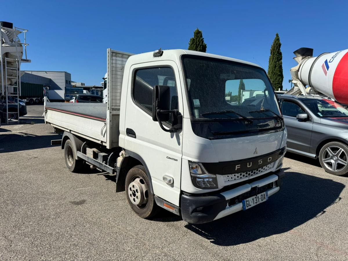 Mitsubishi Fuso Canter 3C15 - Tipper van: picture 1 Mitsubishi Fuso Canter 3C15 - Tipper van: picture 1