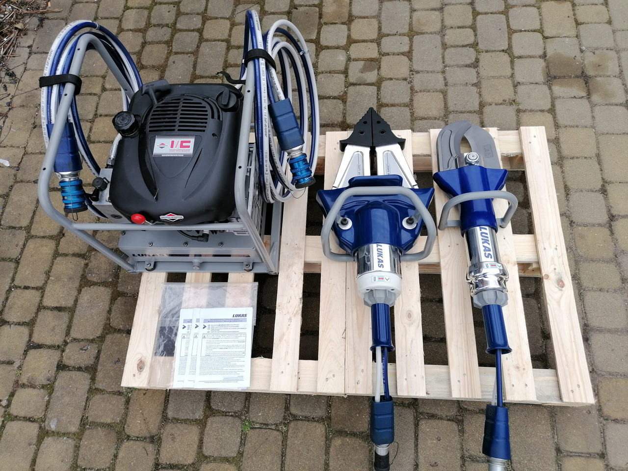 LUKAS - Automotive service equipment: picture 1 LUKAS - Automotive service equipment: picture 1