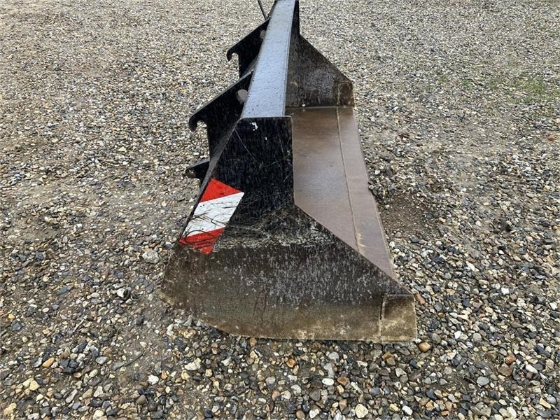 Manitou 220 cm - Bucket for Construction machinery: picture 3 Manitou 220 cm - Bucket for Construction machinery: picture 3
