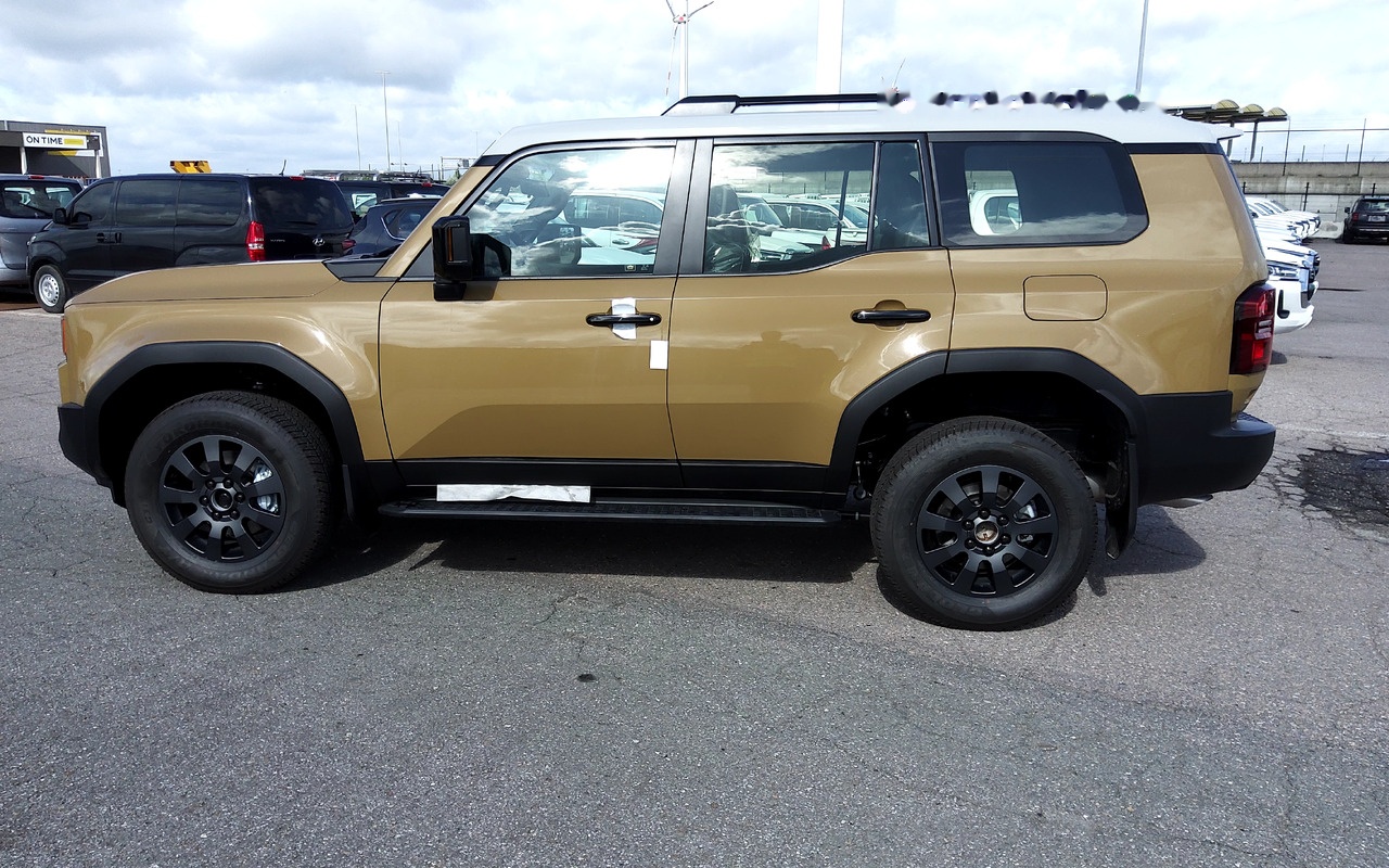New Car Toyota Land Cruiser Prado 250 VX ae68 first edition 2.4L Petrol Turbo Automatic NEW MODEL: picture 8
