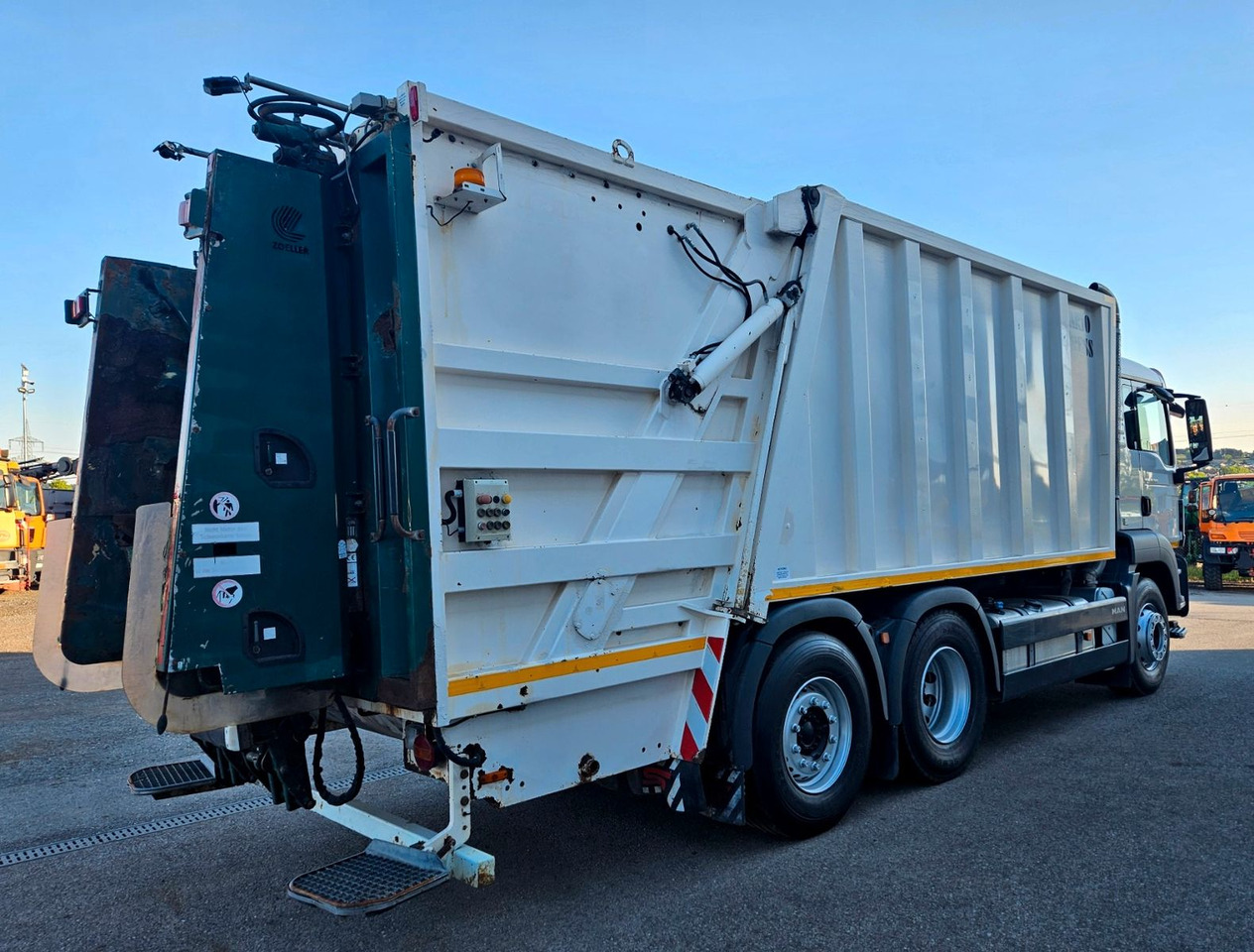 MAN TGS 28.360 MUT FAUN Variopress EEV - Garbage truck: picture 5 MAN TGS 28.360 MUT FAUN Variopress EEV - Garbage truck: picture 5