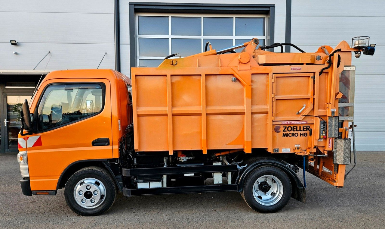 Mitsubishi Fuso Canter 6S15 Zoeller Micro Müllpresse - Garbage truck: picture 2 Mitsubishi Fuso Canter 6S15 Zoeller Micro Müllpresse - Garbage truck: picture 2