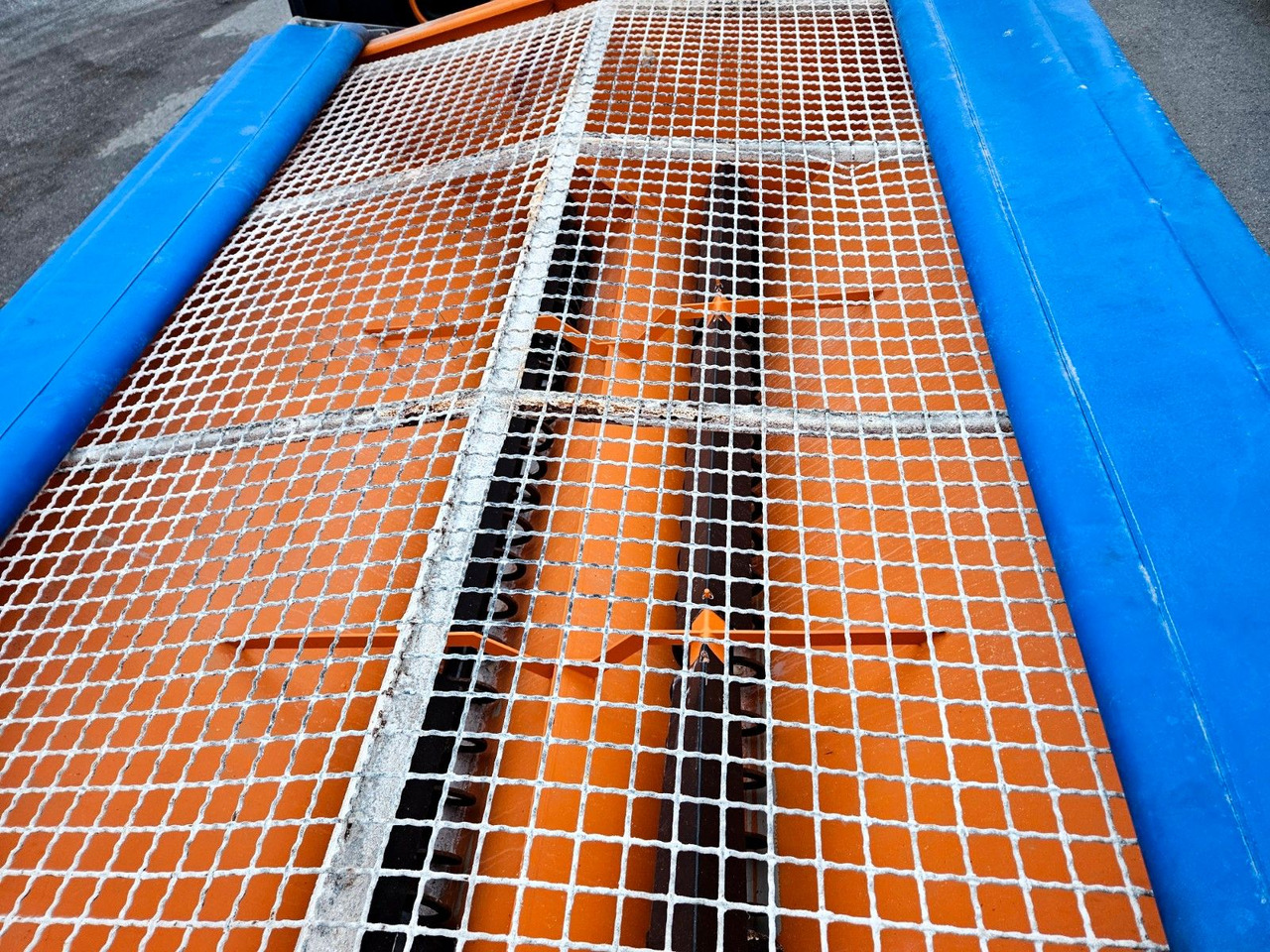 Tipper Unimog U423 UGE Euro6 Hydrostat Schmidt Stratos: picture 16 Tipper Unimog U423 UGE Euro6 Hydrostat Schmidt Stratos: picture 16