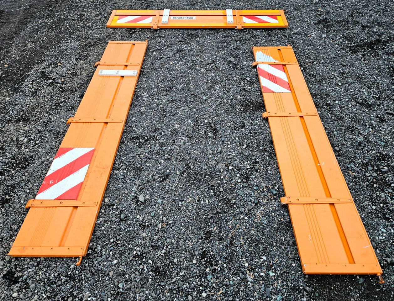 Tipper Unimog U423 UGE Euro6 Hydrostat Schmidt Stratos: picture 15 Tipper Unimog U423 UGE Euro6 Hydrostat Schmidt Stratos: picture 15