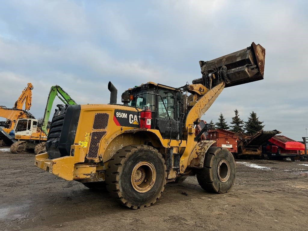 CAT 950M HighLift - Wheel loader: picture 3 CAT 950M HighLift - Wheel loader: picture 3