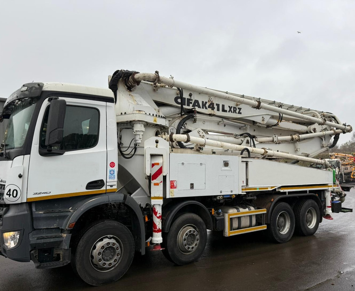 CIFA 41M - Concrete pump truck: picture 3 CIFA 41M - Concrete pump truck: picture 3