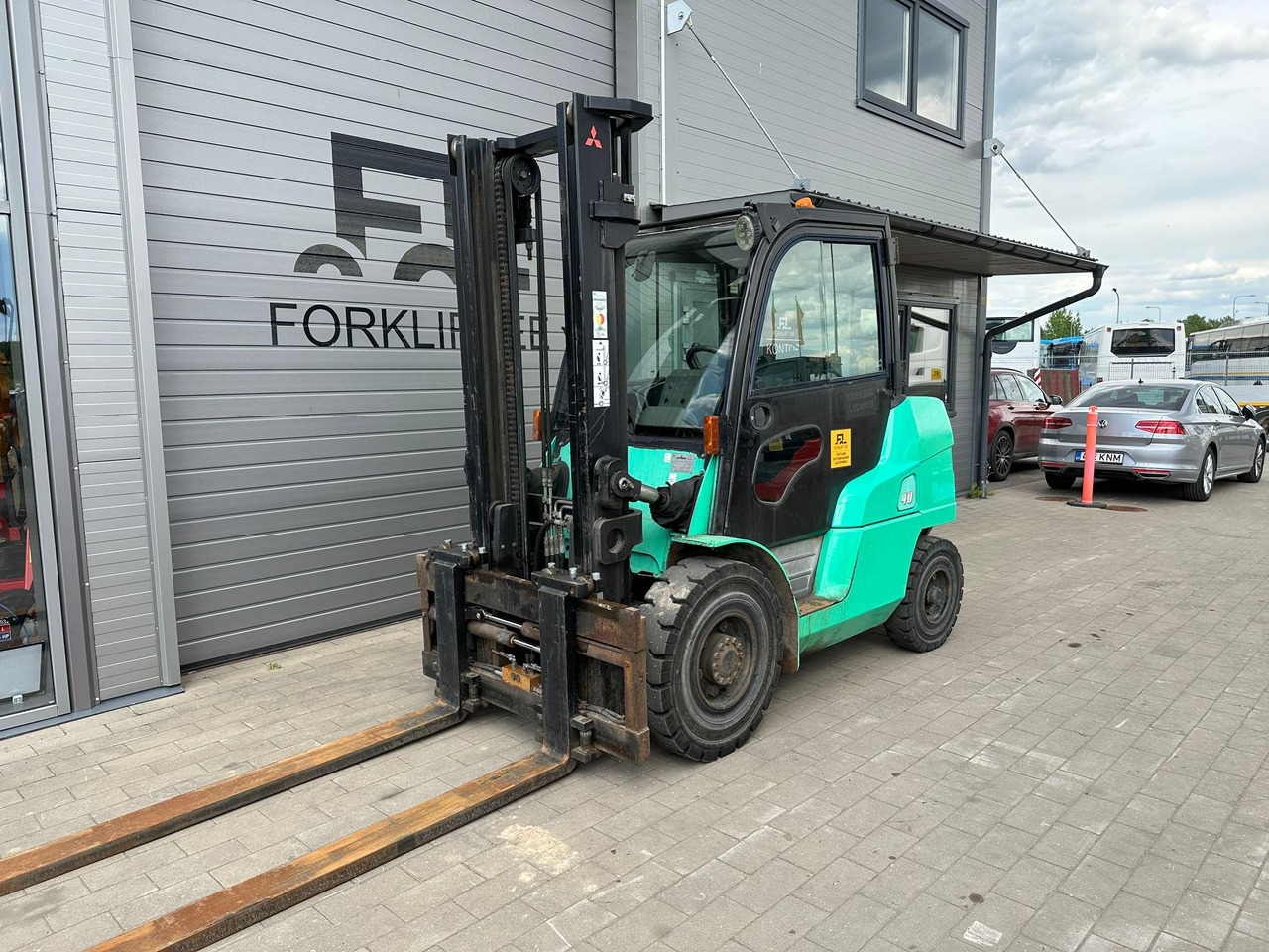 Mitsubishi FD40N - Diesel forklift: picture 1 Mitsubishi FD40N - Diesel forklift: picture 1