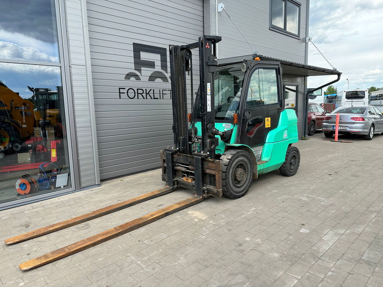 Mitsubishi FD40N - Diesel forklift: picture 2 Mitsubishi FD40N - Diesel forklift: picture 2